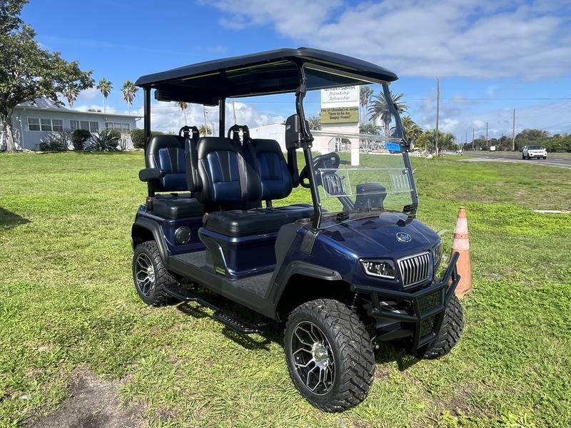 Front angle of 2025 Evolution D5-Maverick 4 blue electric golf cart