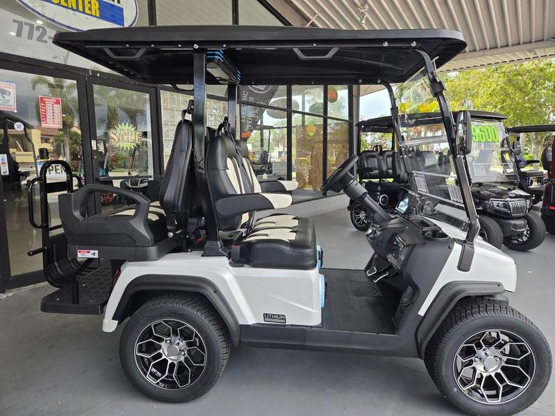 Side profile of 2025 Evolution D5-Ranger 2+2 Plus White available in Ohio with export delivery options