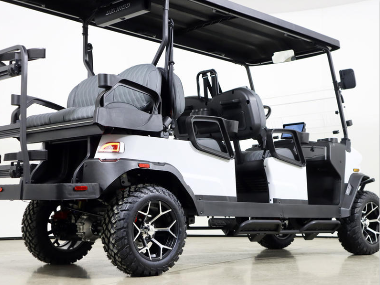 2026 Denago EV Rover XL6 Lifted 6-Passenger Lithium Golf Cart - immagine 12