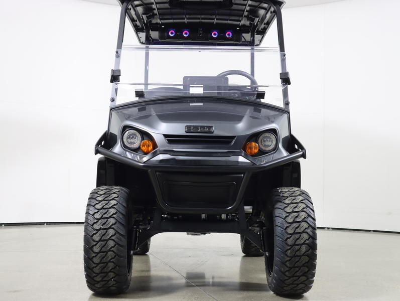 2026 E-Z-GO® Express 4 Summit XT 13.5 HP EFI Gas Lifted 4-Passenger Golf Cart – Bild 13