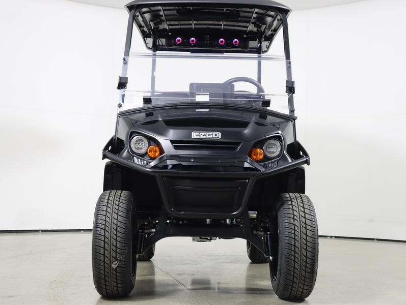 2026 E-Z-GO® Express 4 Summit XT 13.5 HP EFI Gas Lifted 4-Passenger Golf Cart – Bild 2