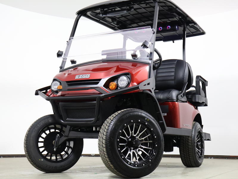 2026 E-Z-GO® Express 4 Summit XT 13.5 HP EFI Gas Lifted Golf Cart - immagine 13