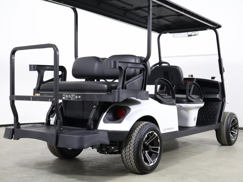 2026 E-Z-GO® Express 6 Touring S 13.5 HP EFI Gas 6-Passenger Golf Cart - immagine 7