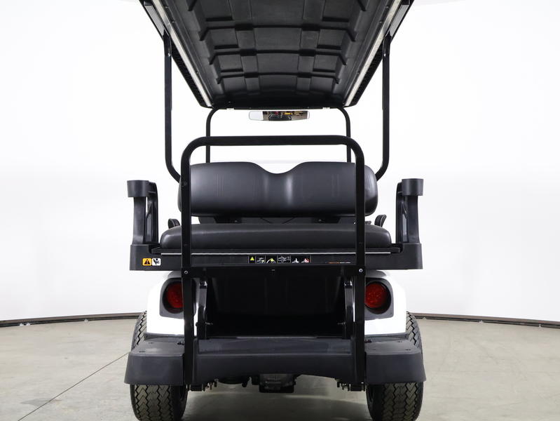 2026 E-Z-GO® Express 6 Touring S 13.5 HP EFI Gas 6-Passenger Golf Cart - immagine 6